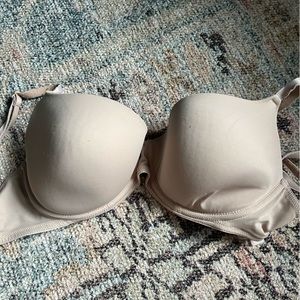 Victoria’s Secret Nude Bra